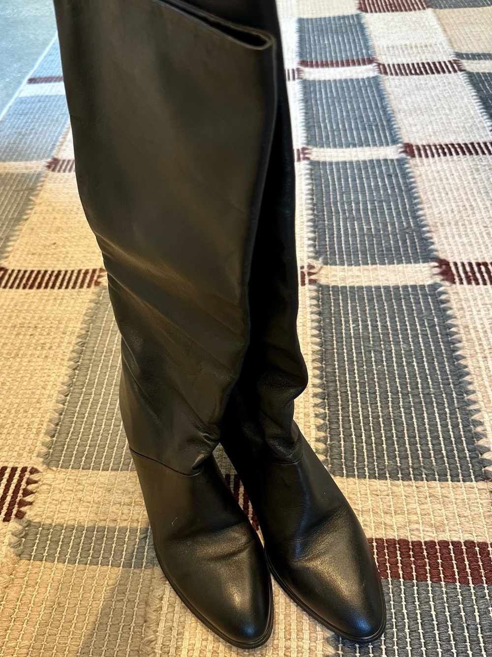 Vintage Joyce Black Leather Mid-Calf Boots - Picture 5 of 7